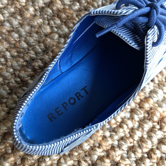 Blue striped shoes - Picture 4 of 6